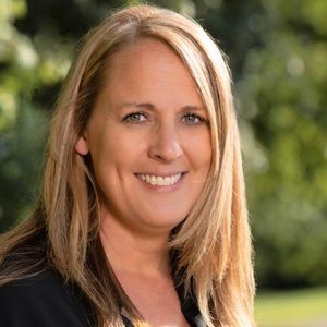 Meet your Posher, Stacy